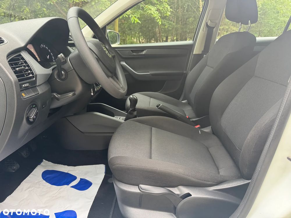 Skoda Fabia 1.0 MPI Cool Plus - 14