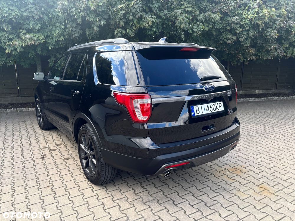 Ford Explorer - 18