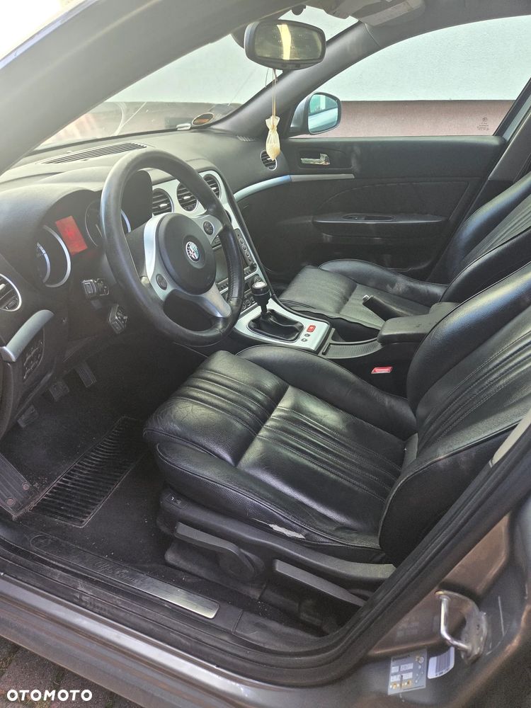 Alfa Romeo 159 1.9JTDM Distinctive - 10