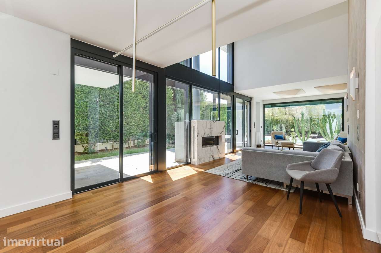 Moradia T5 de Luxo no Estoril — Exclusividade, Conforto e Estilo de Vi - Grande imagem: 4/60