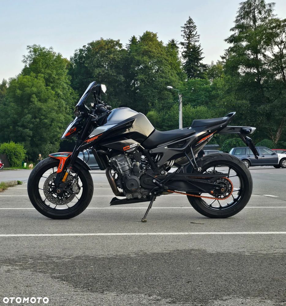 KTM Duke 790 - 15