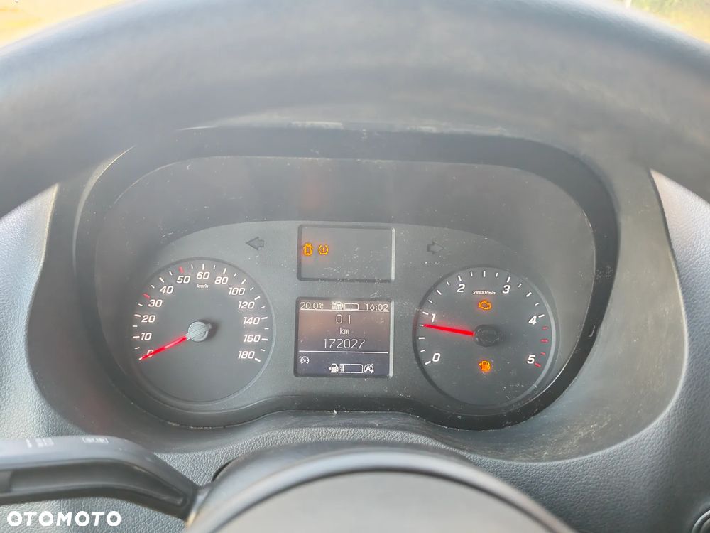 Mercedes-Benz Sprinter - 20