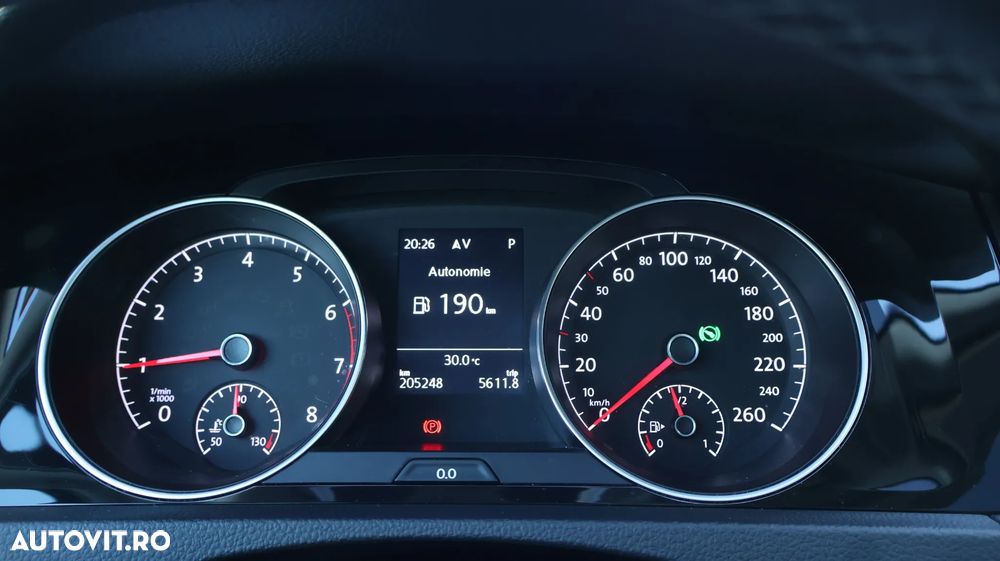 Volkswagen Golf 1.5 TSI ACT DSG Sound - 19