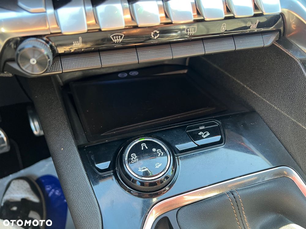 Peugeot 3008 BlueHDi 150 Stop & Start Allure - 23
