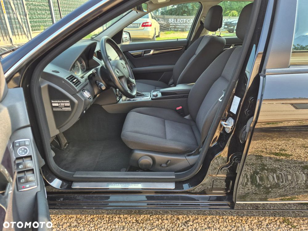 Mercedes-Benz Klasa C 180 Kompressor Automatik BlueEFFICIENCY - 6
