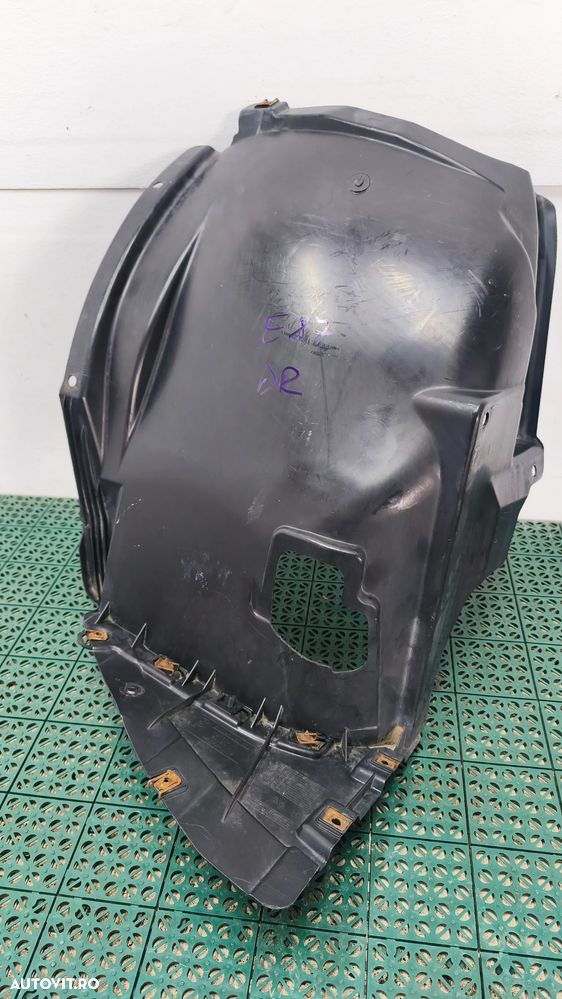 Carenaj BMW E81/87 stanga/dreapta - 3