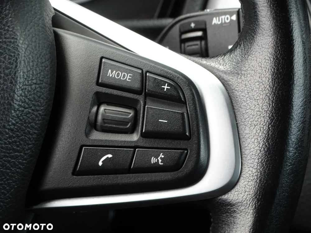 BMW Seria 2 218d Advantage - 24
