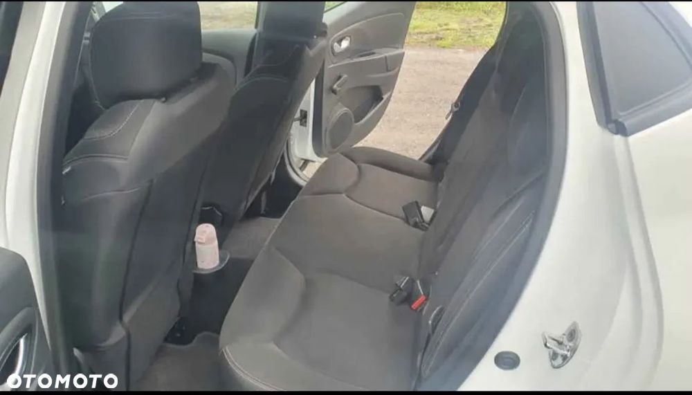 Renault Clio dCi 75 Expression - 10