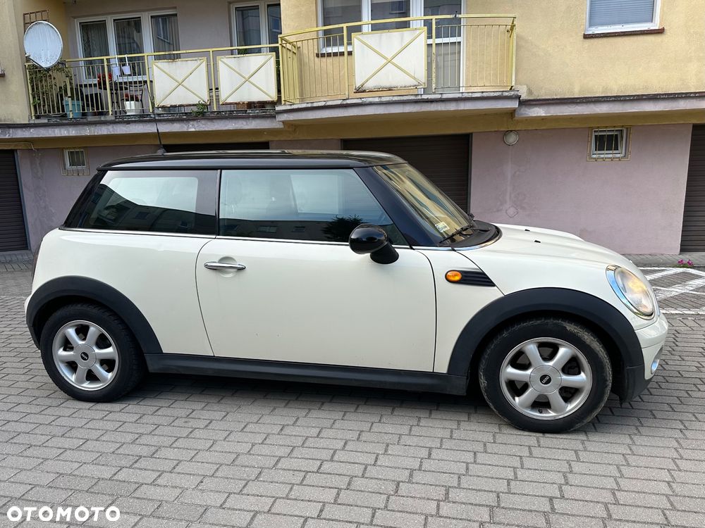 MINI Cooper Standard - 5