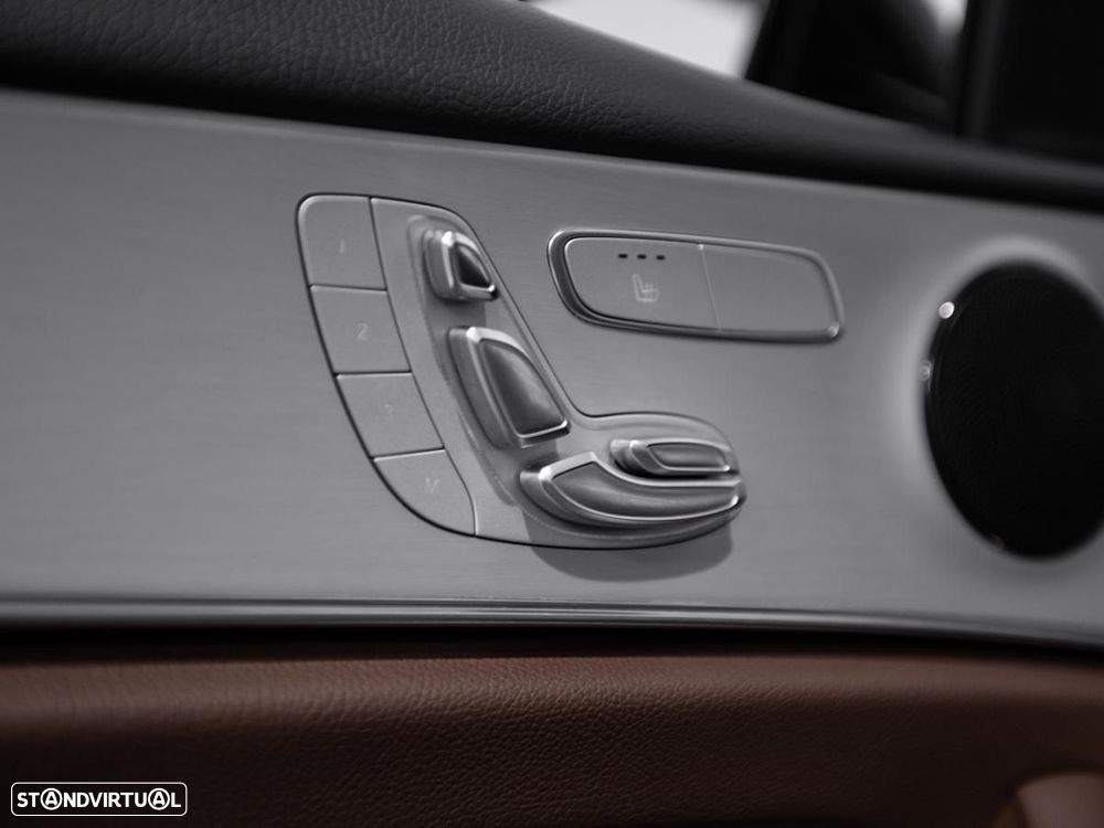 Mercedes-Benz E 300 de 9G-TRONIC - 19