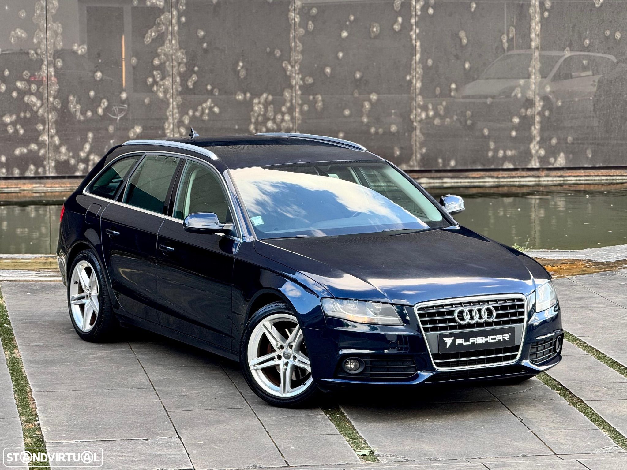 Audi A4 Avant 2.0 TDI DPF Attraction - 1