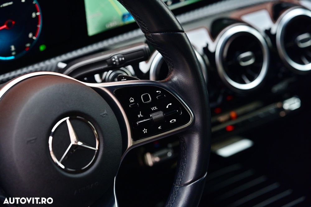 Mercedes-Benz A - 13