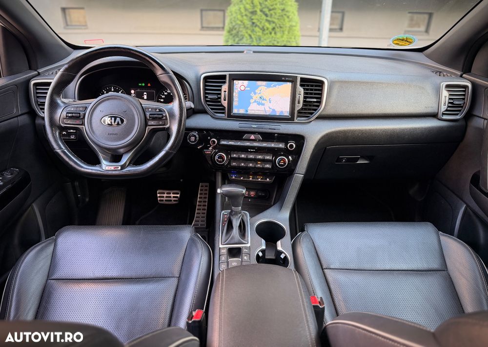 Kia Sportage 2,0 CRDI AWD Aut. GT Line - 3