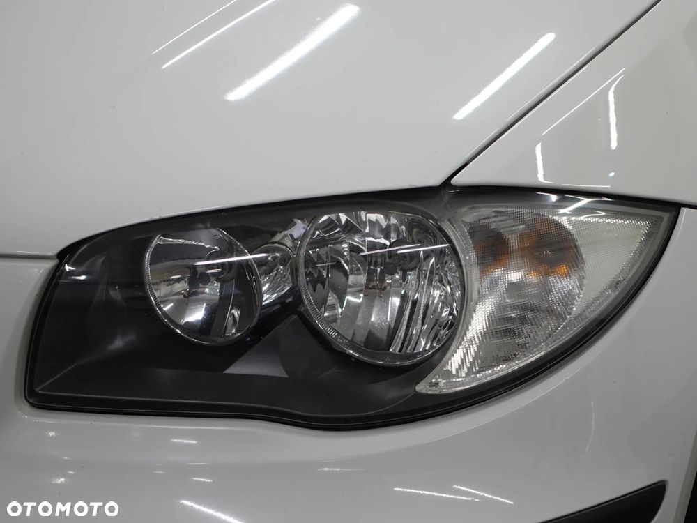 BMW Seria 1 116i - 14