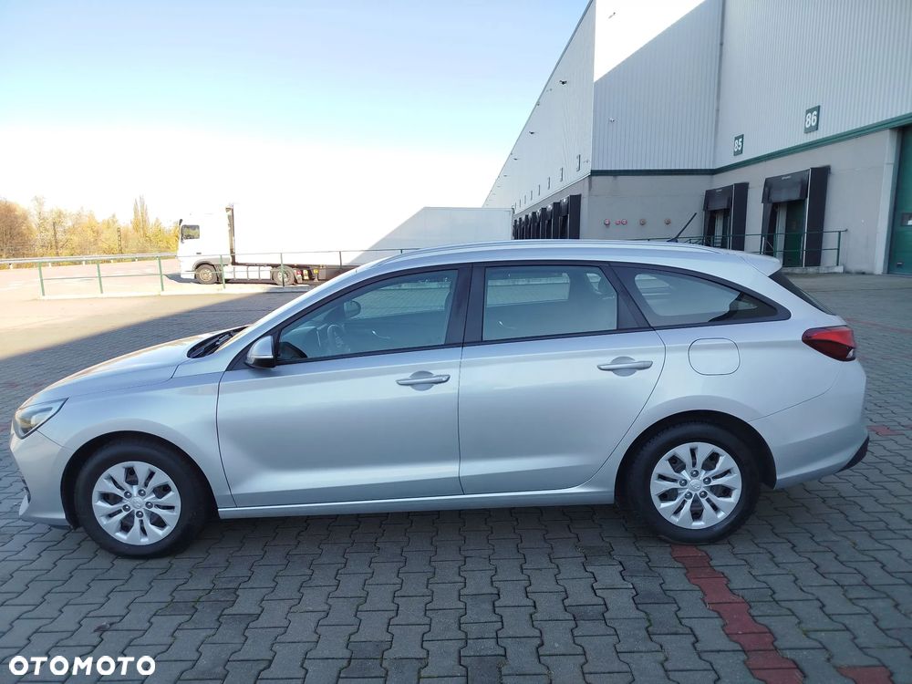 Hyundai i30 1.6 D Classic + - 2