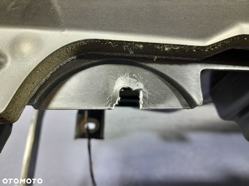 VW GOLF V DESKA ROZDZIELCZA KONSOLA KOKPIT EU - 7