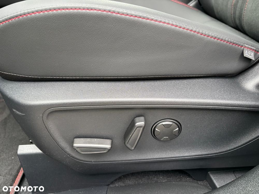 Ford Kuga - 19