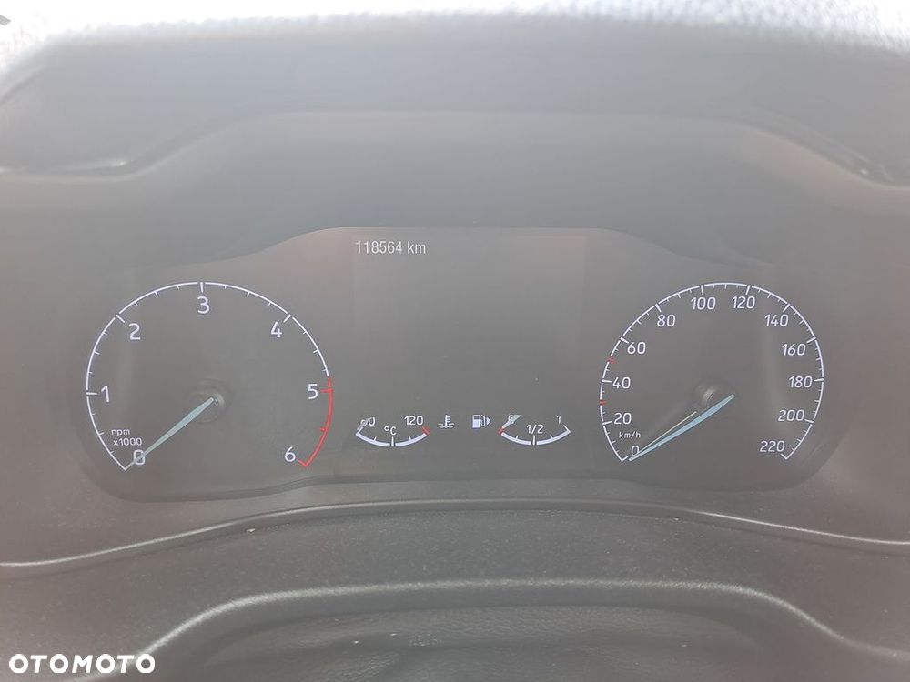 Ford Tourneo Connect - 8