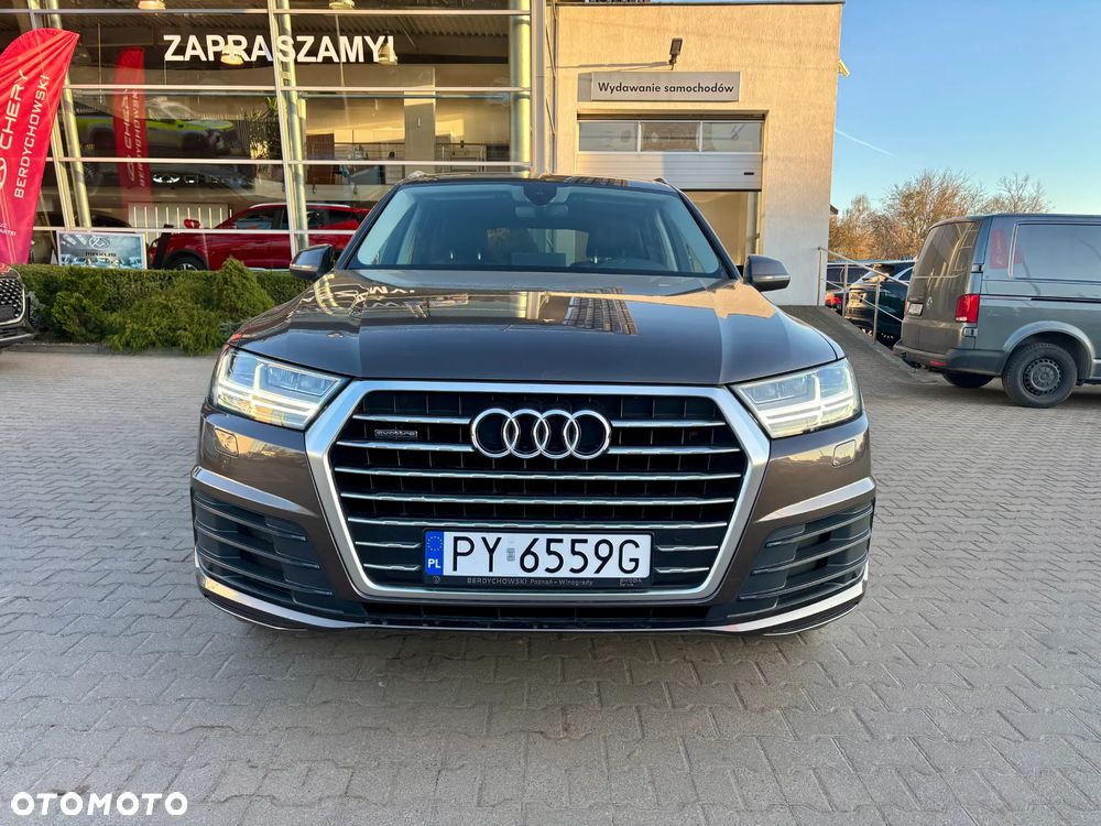 Audi Q7 - 6