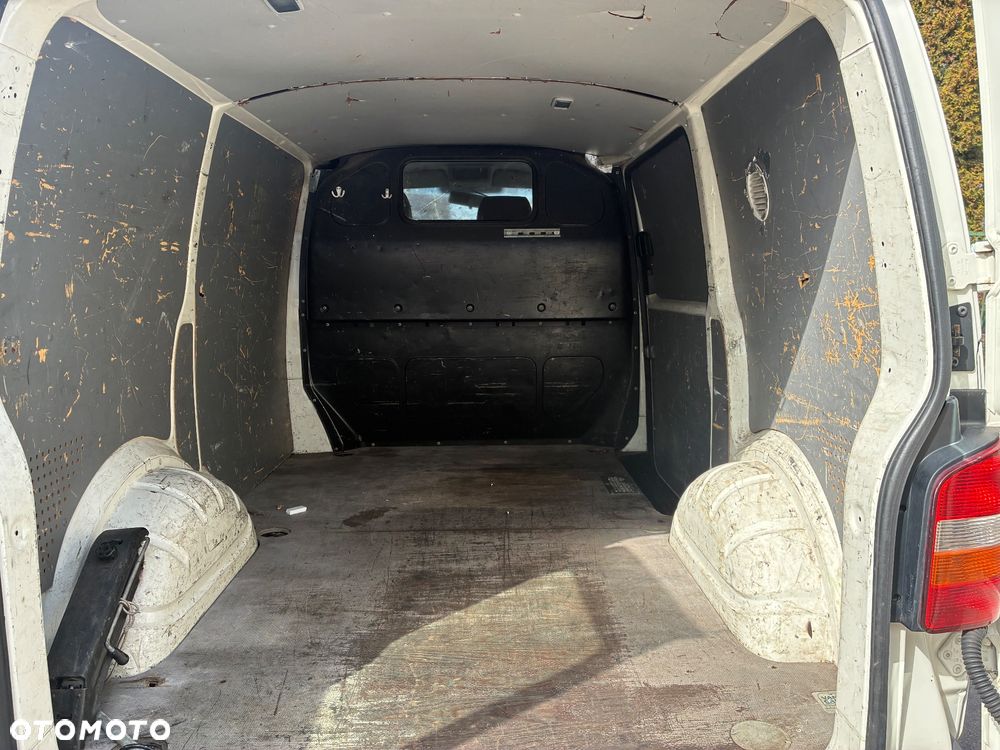 Volkswagen TRANSPORTER T5 - 14