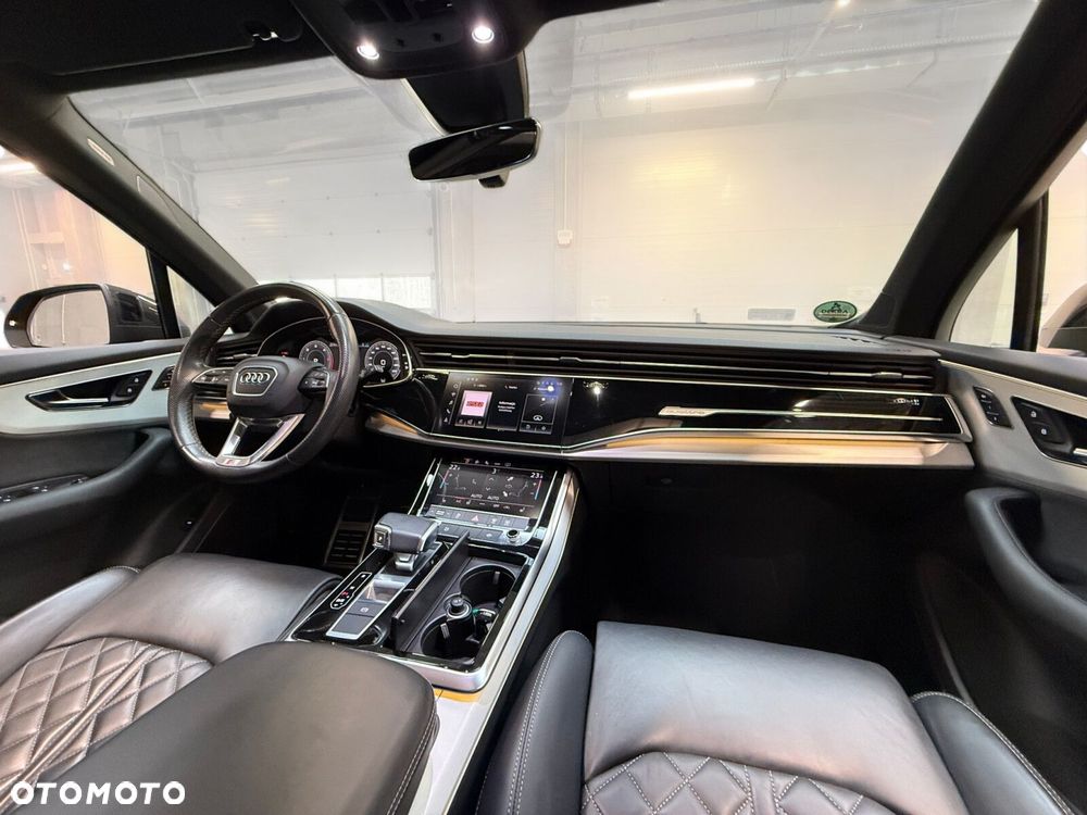Audi Q7 - 35