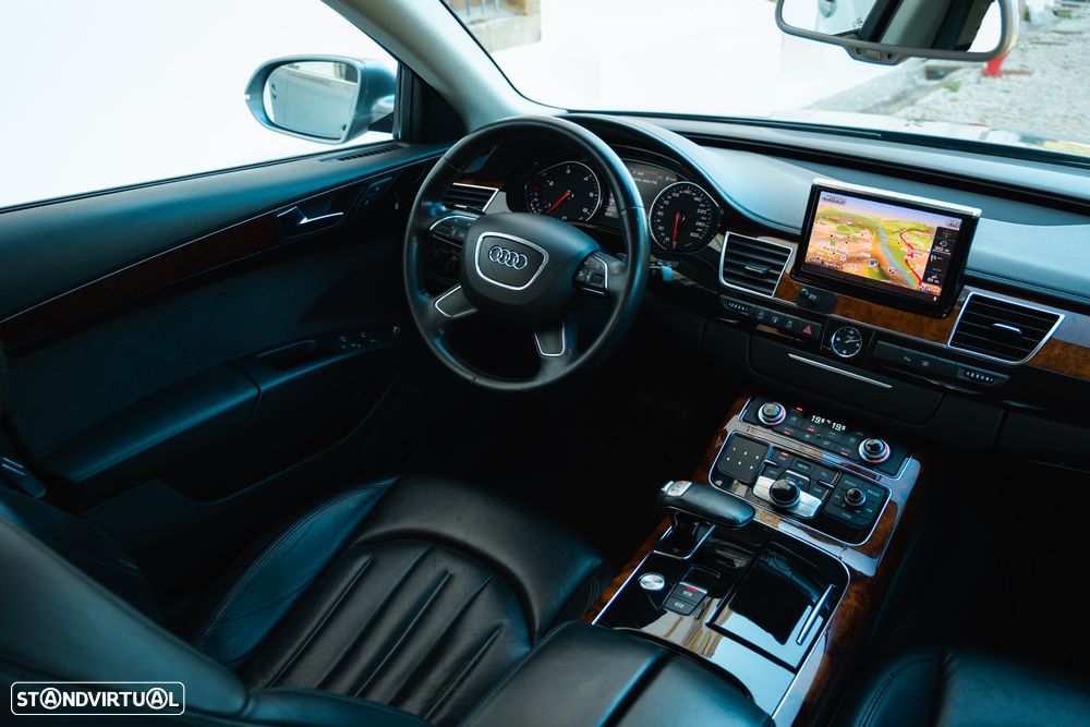 Audi A8 3.0 TDI DPF clean quattro tiptronic - 24