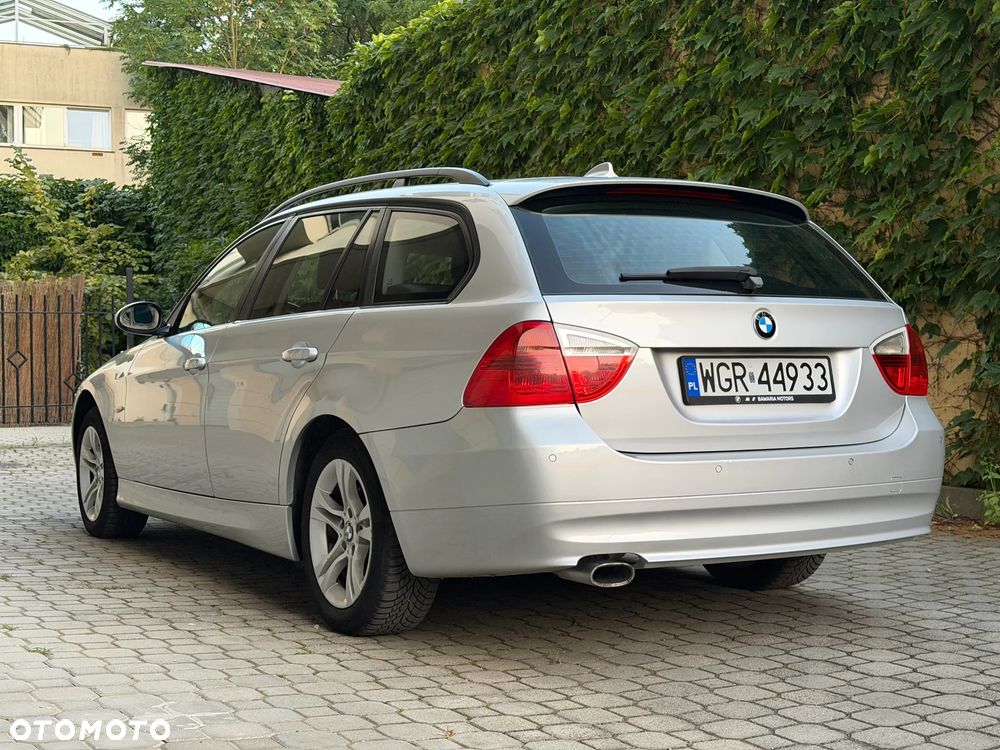 BMW Seria 3 320d DPF - 6