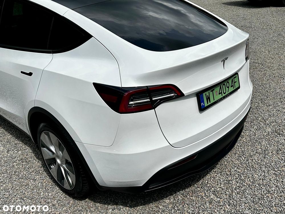 Tesla Y RWD - 8