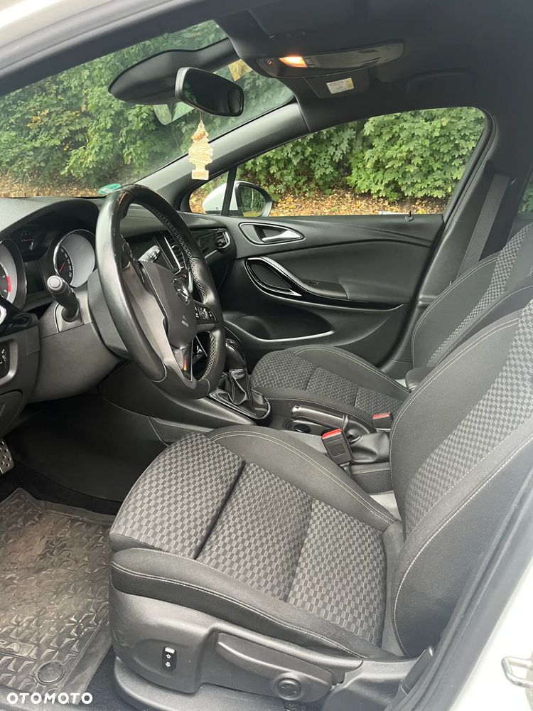Opel Astra V 1.6 CDTI Dynamic S&S - 10