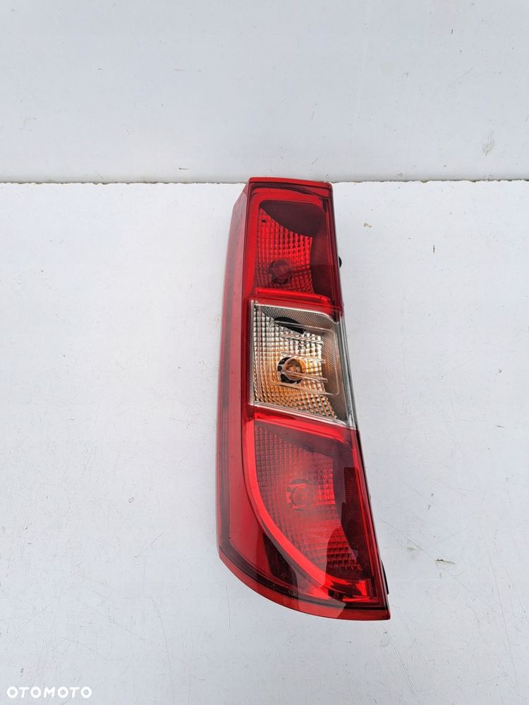 Lampa lewy tył DACIA Dokker