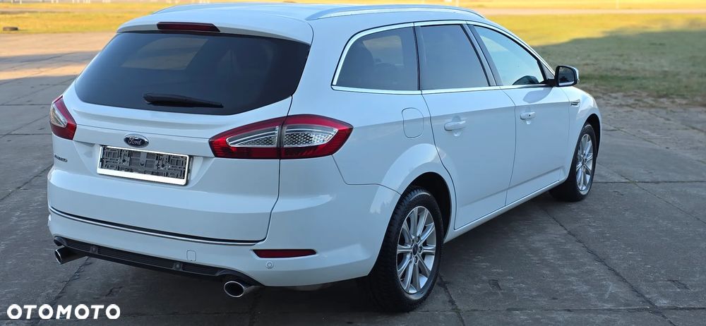 Ford Mondeo 2.0 EcoBoost Titanium - 4