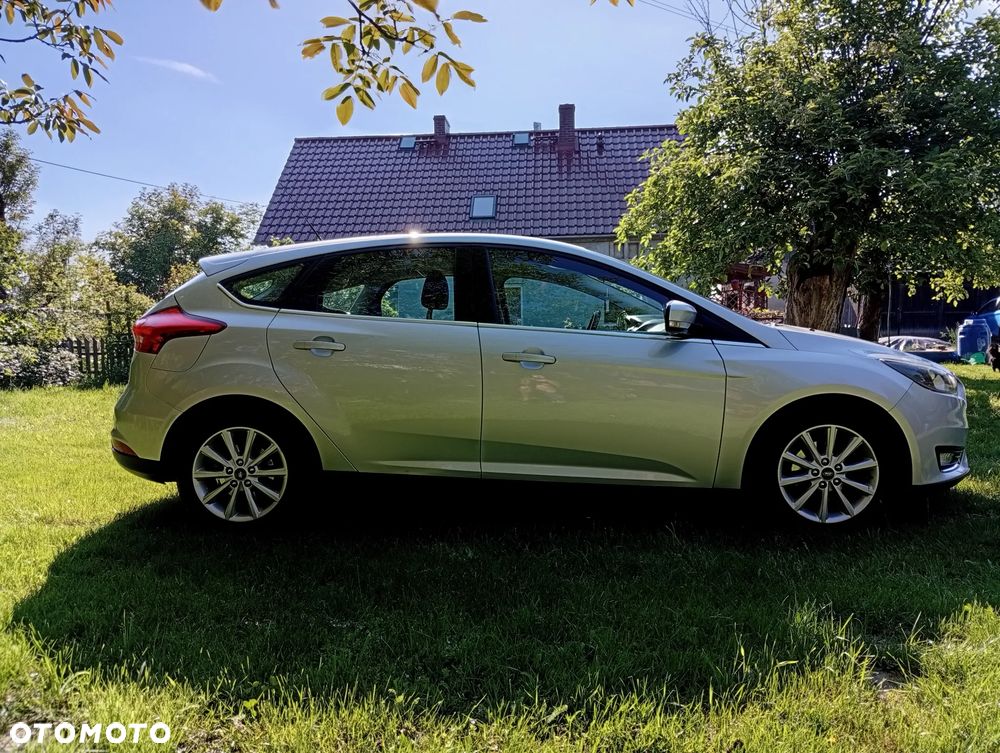 Ford Focus 1.0 EcoBoost Edition - 4