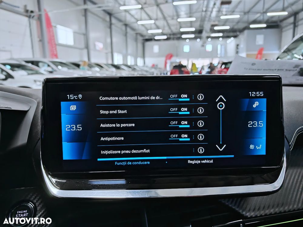 Peugeot 2008 PureTech 130 EAT8 GT - 17