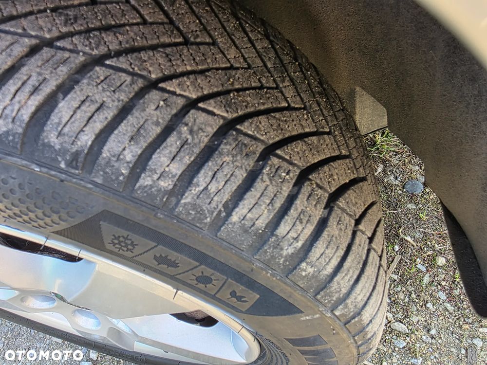 Skoda Fabia 1.2 HTP Combi Comfort - 5