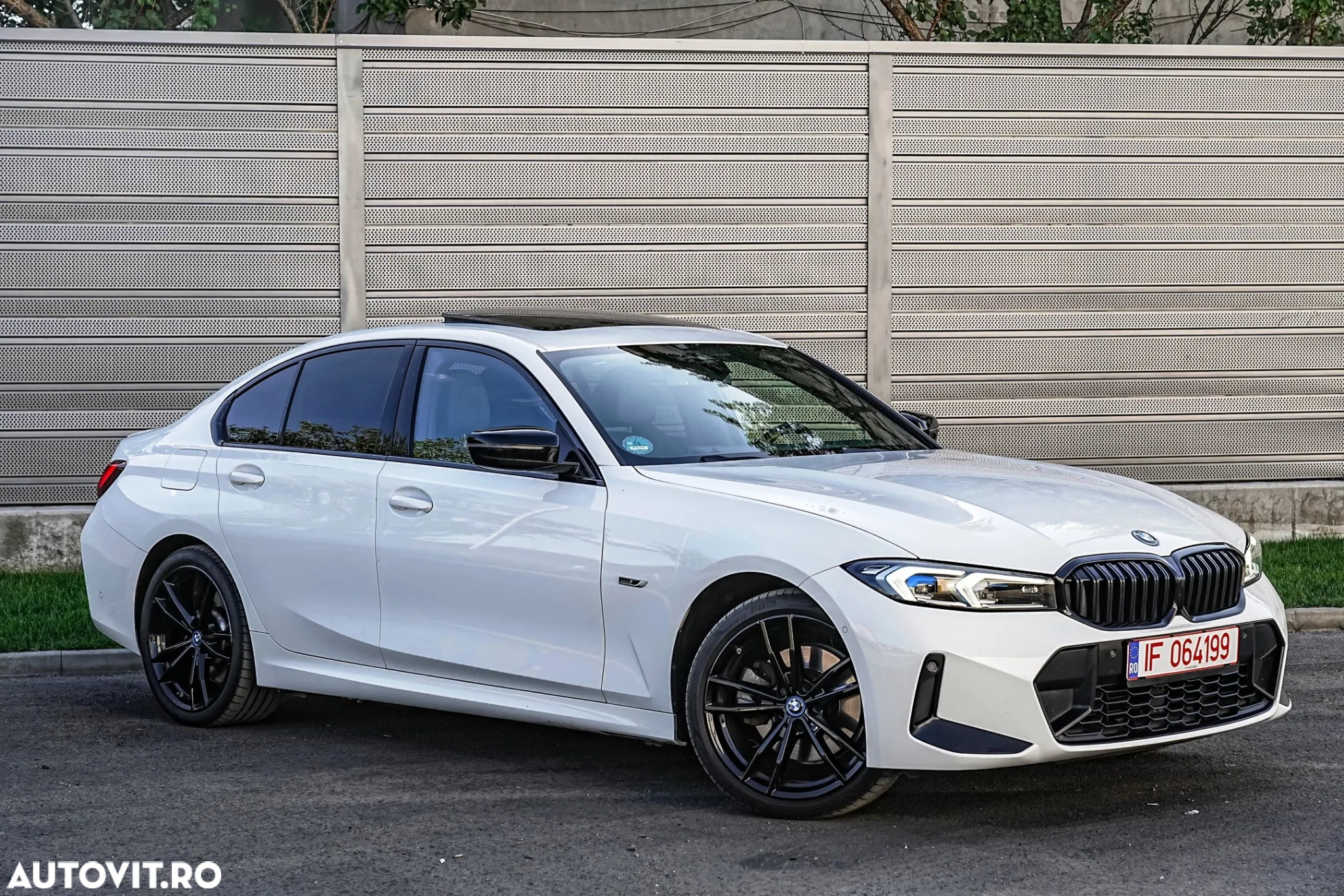 BMW Seria 3 320e Aut. M Sport - 8