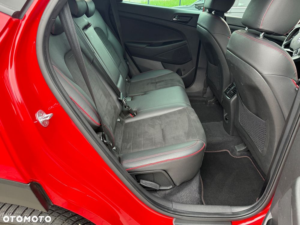 Hyundai Tucson 1.6 CRDi 48V-Hybrid 2WD DCT N Line - 23