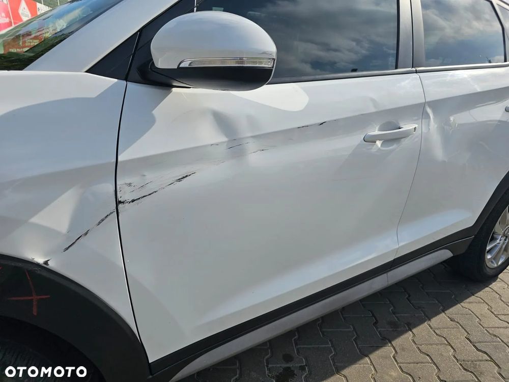 Hyundai Tucson - 13