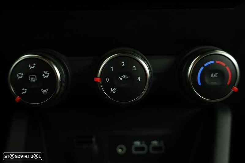 Renault Clio 1.0 TCe Evolution Bi-Fuel - 13