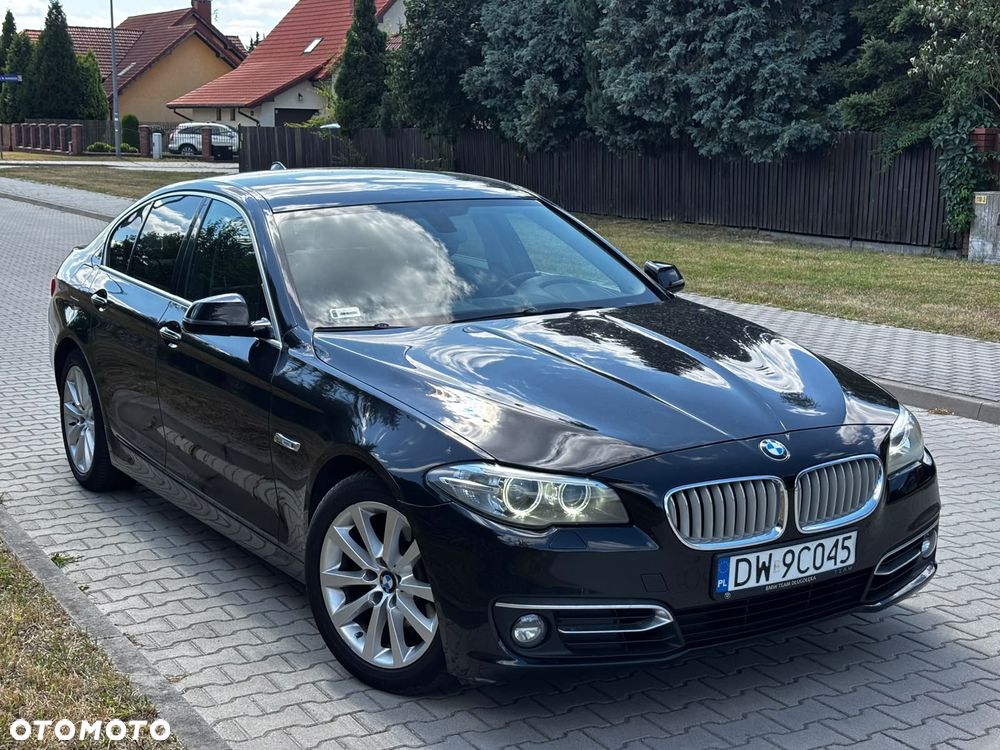 BMW Seria 5 520d Luxury Line - 1