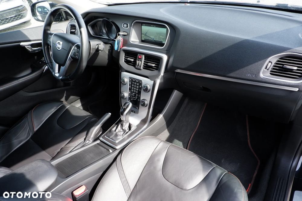 Volvo V40 D2 Powershift Ocean Race - 4