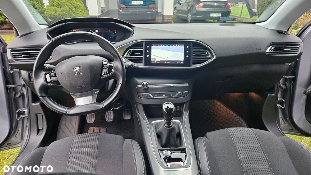 Peugeot 308 BlueHDi 130 Allure Pack - 13