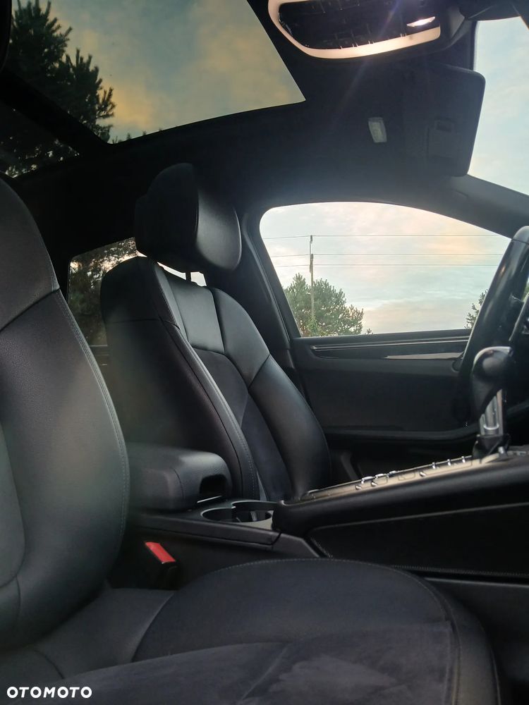 Porsche Macan Standard - 10