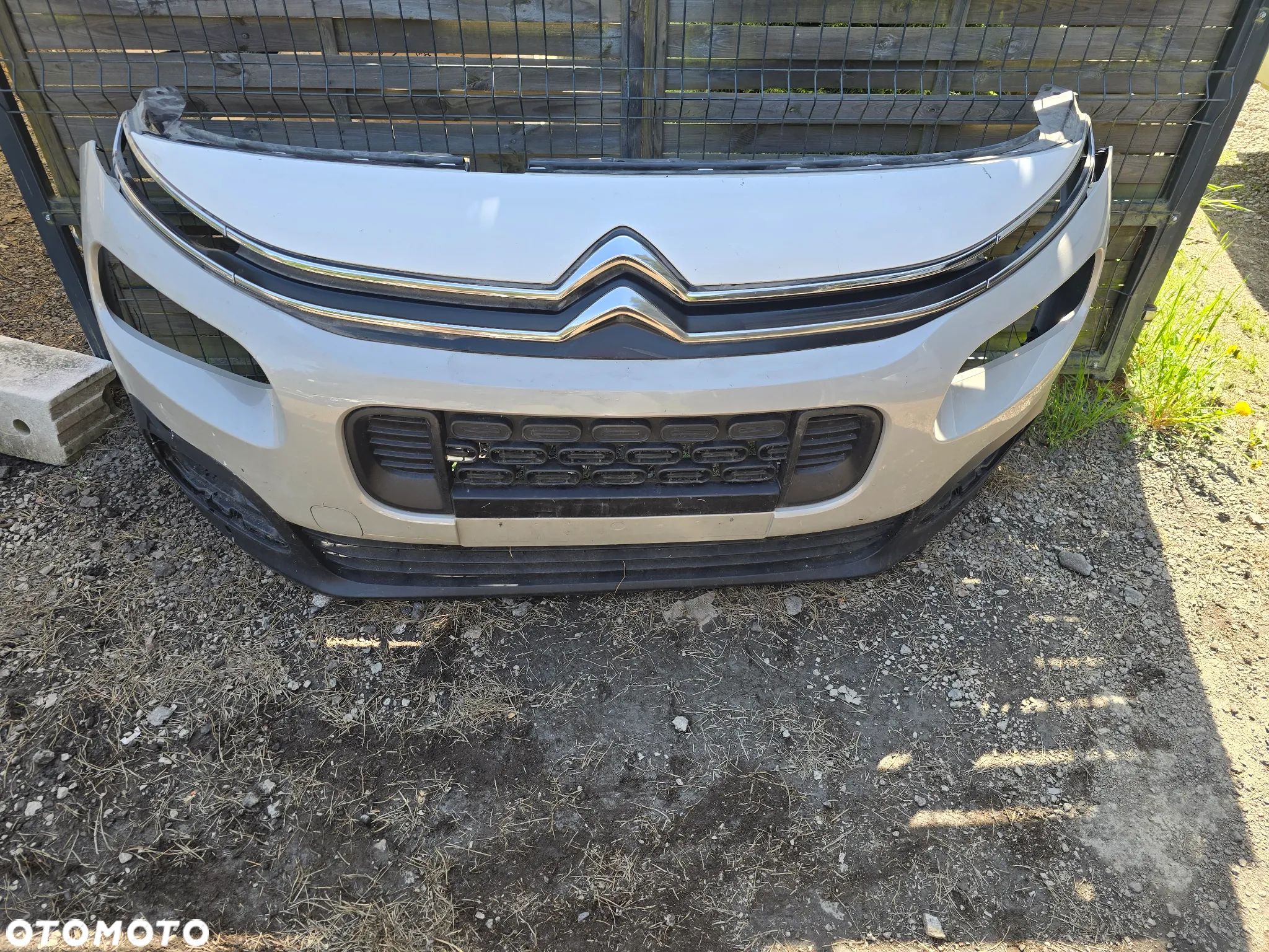 Citroen berlingo IV zderzak grill przód osobowy - 1