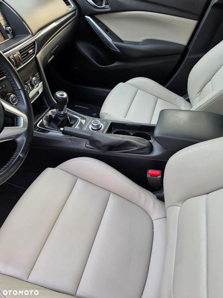 Mazda 6 - 16