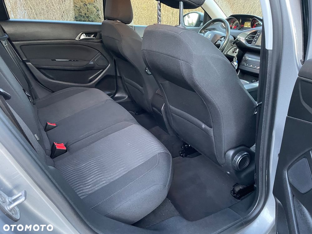 Peugeot 308 BlueHDi 150 Stop & Start Business-Line - 6