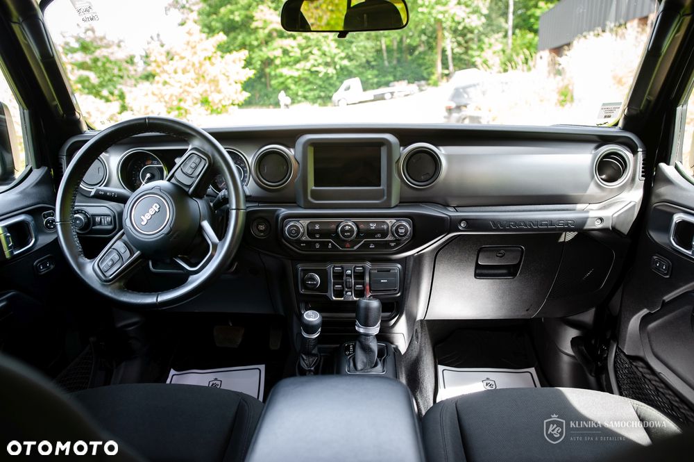 Jeep Wrangler Unlimited GME 2.0 Turbo Sport - 16