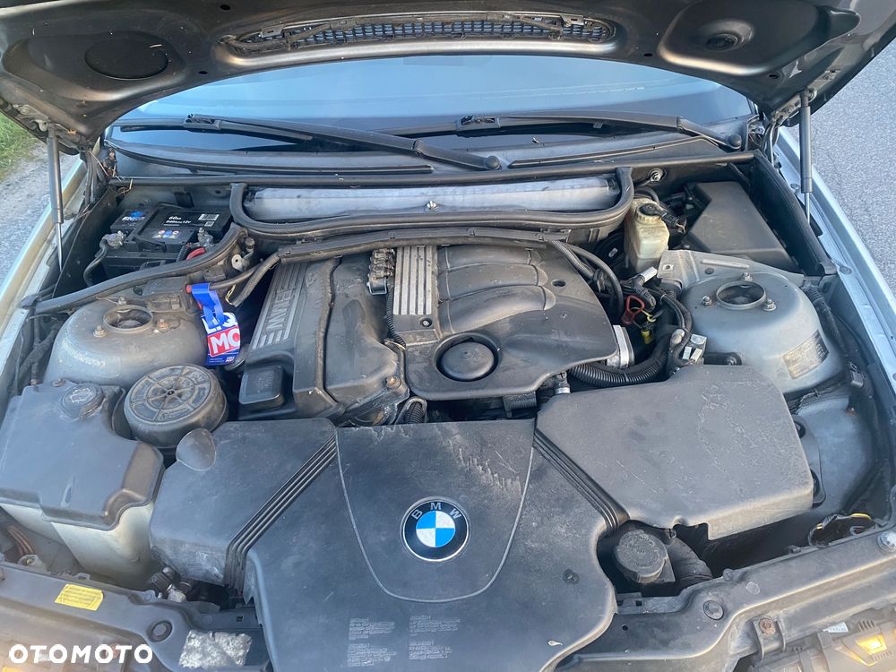 BMW Seria 3 316i - 6