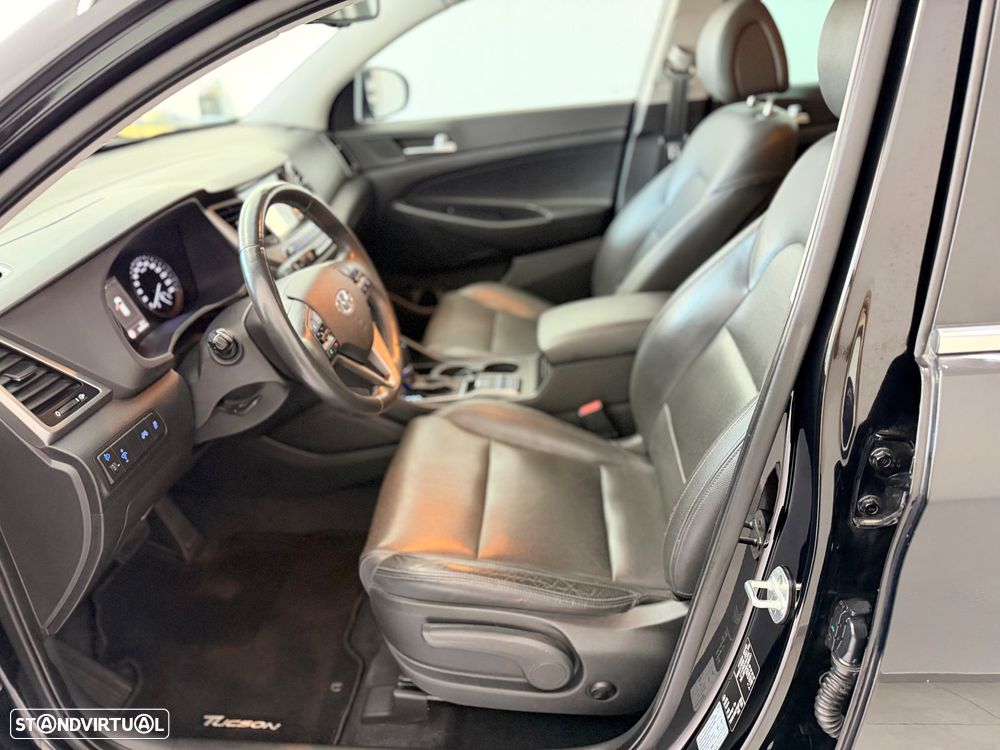 Hyundai Tucson 2.0 CRDi 4WD Auto Premium - 15