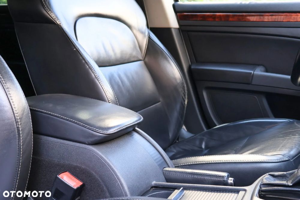 Skoda Superb 2.0 TDI Elegance DSG - 20