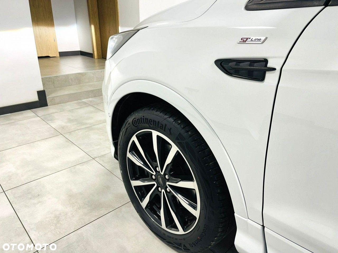 Ford Kuga 1.5 EcoBlue ST-LINE - 18